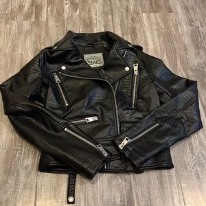 Levi's Black Textured Leather Jacket